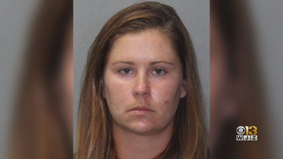 Una maestra abusó sexualmente de una alumna de 16 años