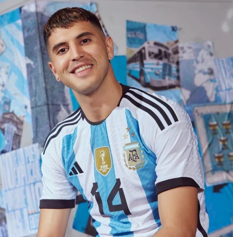 Exequiel Palacios con la camiseta de la Selección Exequiel Palacios con la camiseta de la Selección