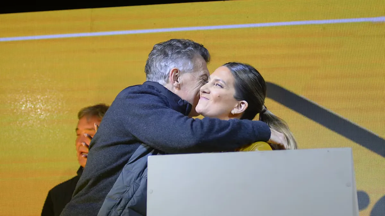 Mauricio Macri y Silvia Lospennato.
