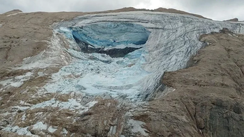 Derrumbe de un glaciar en los Alpes italianos: al menos seis muertos