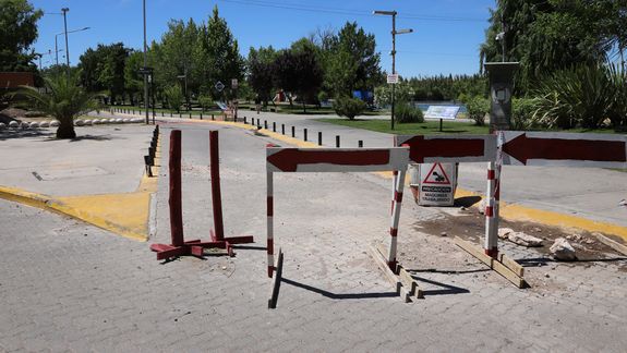 La calle Democracia tendrá dos metros menos de ancho, pero seguirá igual de transitable.