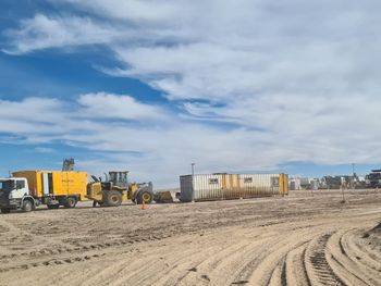 Se supervisan los trabajos iniciales para garantizar el cumplimiento ambiental. Foto: Gobierno de Río Negro. .