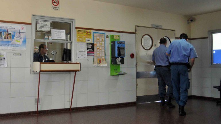 Una ambulancia trasladó al trabajador de Cliba hasta el hospital Heller