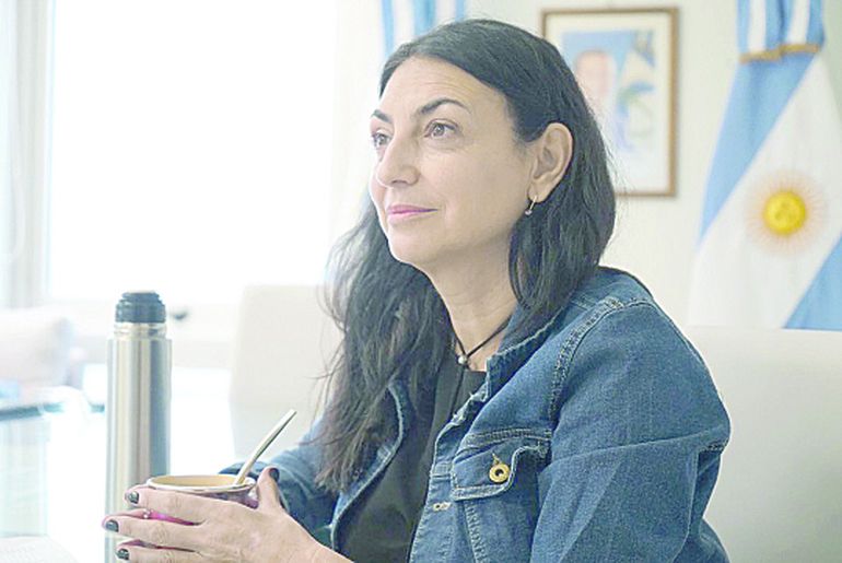 Andrea Peve, exministra de Salud, trabajaba como médica en el hospital Heller. Andrea Peve, exministra de Salud, trabajaba como médica en el hospital Heller.