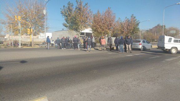 Desocupados levantaron el corte sobre la Ruta 22