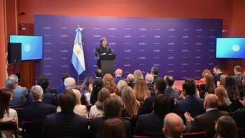 Javier Milei bajó un mensaje contundente a los diputados y senadores electos de La Libertad Avanza Javier Milei bajó un mensaje contundente a los diputados y senadores electos de La Libertad Avanza