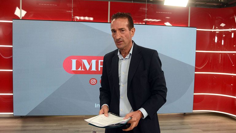 El ministro de Gobierno, Jorge Tobares, estuvo a cargo de las negociaciones salariales con los gremios estatales. El ministro de Gobierno, Jorge Tobares, estuvo a cargo de las negociaciones salariales con los gremios estatales.