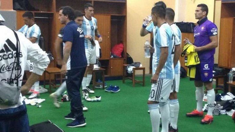 Atlético Tucumán enfrenta a El Nacional en una jornada insólita