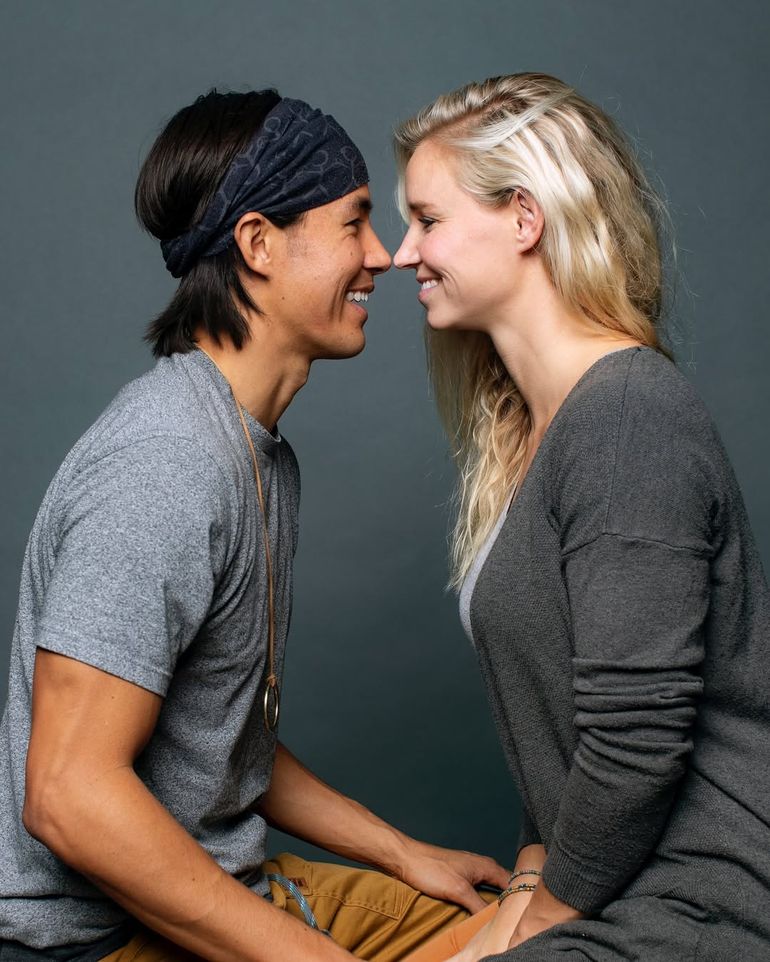 La pareja de influencers viaja por el mundo junto a sus hijos y recientemente publicó un libro infantil. La pareja de influencers viaja por el mundo junto a sus hijos y recientemente publicó un libro infantil.