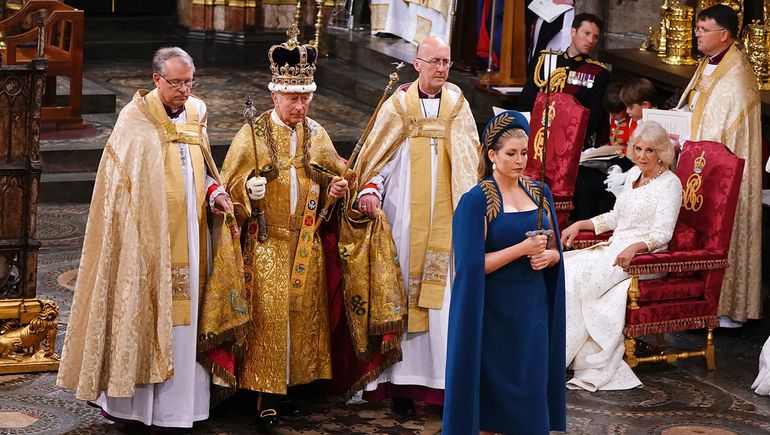 Coronación de Carlos III como rey del Reino Unido en una fastuosa ceremonia