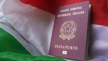 La ciudadanía italiana, el primer paso para la obtención del pasaporte comunitario para la Unión Europea. La ciudadanía italiana, el primer paso para la obtención del pasaporte comunitario para la Unión Europea.