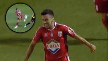 mira el golazo de taco del neuquino torres en grecia mira el golazo de taco del neuquino torres en grecia