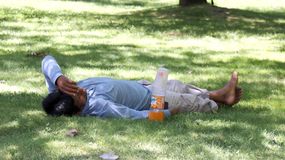 El calor agobiante genera picos de consumo de energía eléctrica. El sistema ayer no resistió la demanda.