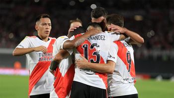 la figura de river que intento conquistar a wanda nara y termino escrachado la figura de river que intento conquistar a wanda nara y termino escrachado