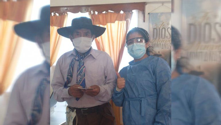 Segundo Nahuel se vacunó.