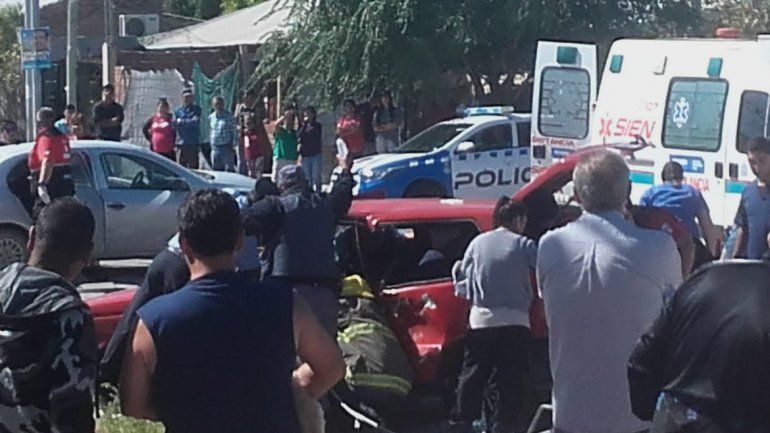 Un bebé resultó herido en un accidente entre dos autos en el oeste de la ciudad