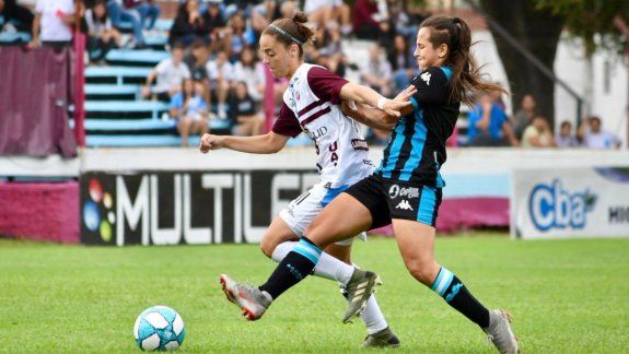 Larroquette abrió el marcador para UAI Urquiza.&nbsp;