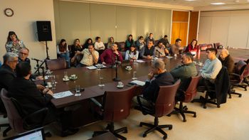 Los pliegos fueron analizados en la Comisión de Asuntos Constitucionales. Los pliegos fueron analizados en la Comisión de Asuntos Constitucionales.