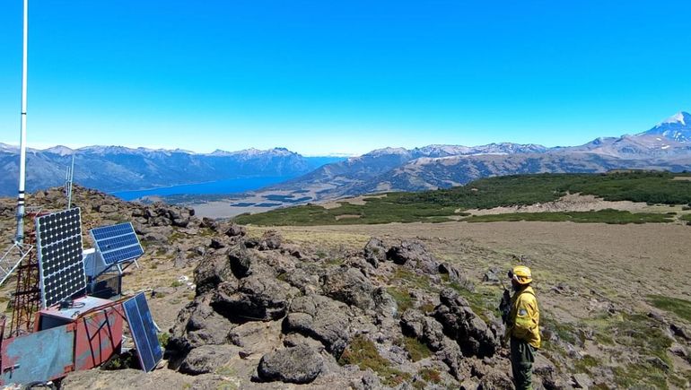 Parque Nacional Lanín: tras una ardua tarea, se está enfriando la cola del incendio