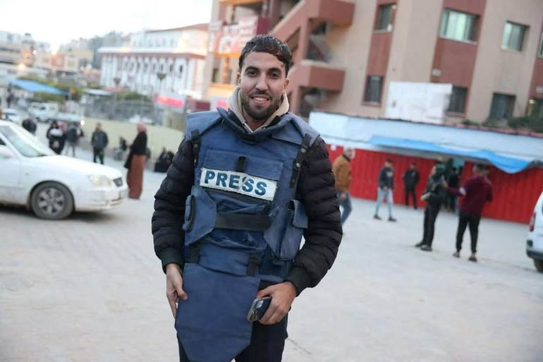 El periodista palestino Moaz Abu Taha, asesinado en los ataques contra el hospital Nasser El periodista palestino Moaz Abu Taha, asesinado en los ataques contra el hospital Nasser