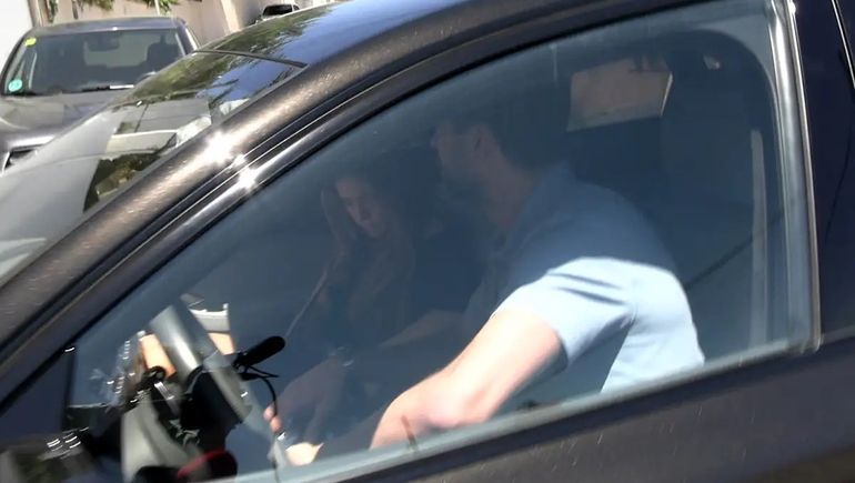 Los padres de Gerard Piqué echan de menos a Shakira y rechazan a Clara
