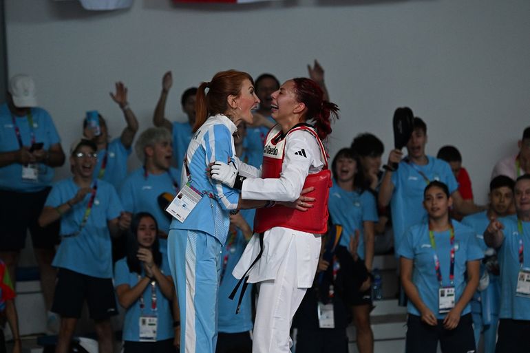Uno de los tantos momentos emocionantes para la delegación argentina en Panamá. Fotos: Sergio Dovio