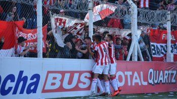 el pincha copo cutral co, avanzo a  octavos y le dedico el triunfo a bilardo