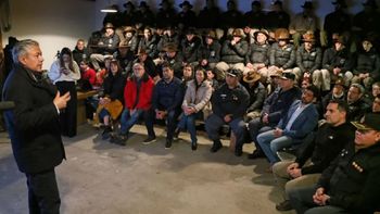 En Junín de los Andes, el gobernador Figueroa encabezó el acto en el Día del Guardafauna. En Junín de los Andes, el gobernador Figueroa encabezó el acto en el Día del Guardafauna.