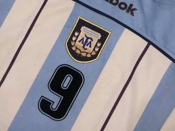 Rematan por un valor insólitamente bajo un inmueble de una fábrica que vistió a la Selección argentina. Rematan por un valor insólitamente bajo un inmueble de una fábrica que vistió a la Selección argentina.