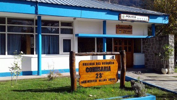 Lago Lácar: los atacó con un cuchillo e hirió a tres adolescentes