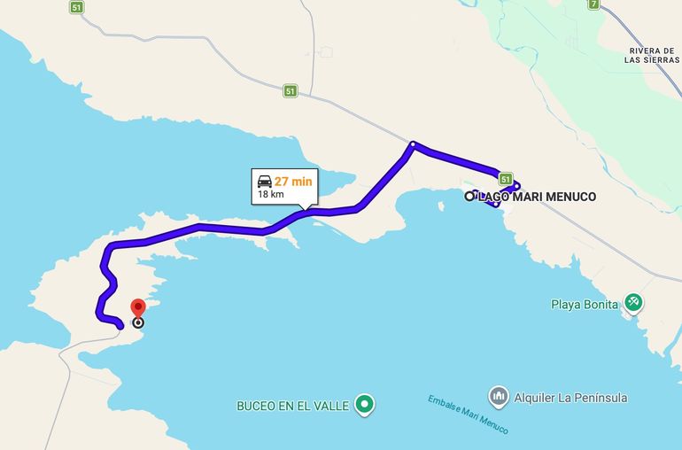 El lugar exacto en el lago Mari Menco donde se realizó el desmonte con una acceso a la playa con tranquera. El lugar exacto en el lago Mari Menco donde se realizó el desmonte con una acceso a la playa con tranquera.