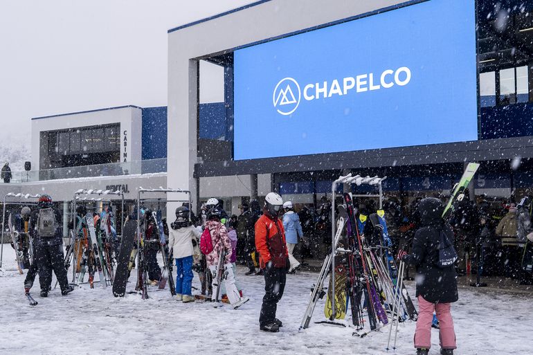 La nueva telecabina en Chapelco cuenta con 62 cabinas para diez personas cada una.&nbsp;
