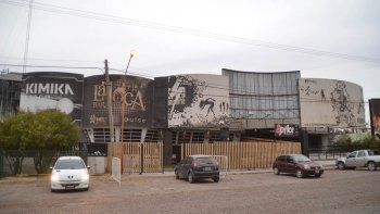 abre el primer boliche cipoleno para bailar en burbujas abre el primer boliche cipoleno para bailar en burbujas