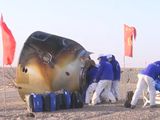 La tripulación había arribado a la estación espacial china en abril para una misión de más de seis meses.