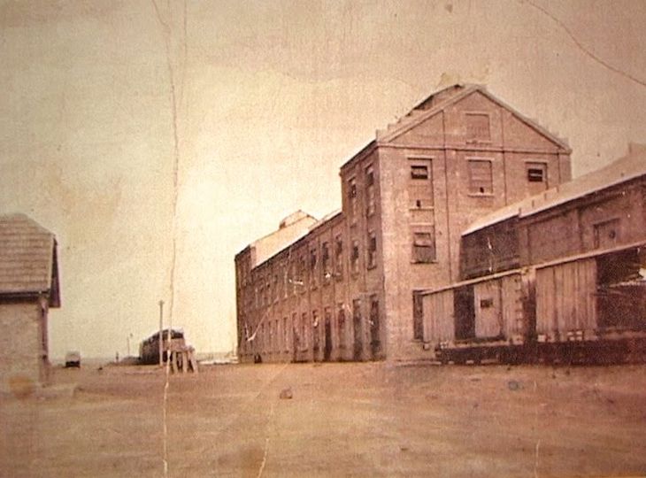 Ingenio y vagones. Gentileza: Web Documental Ingenio San Lorenzo Ingenio y vagones. Gentileza: Web Documental Ingenio San Lorenzo