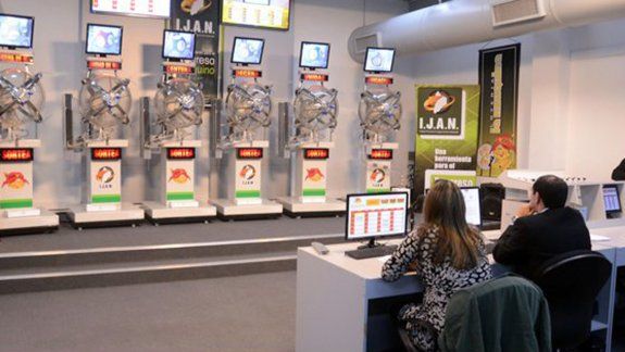 Quini 6 alegró a cuatro neuquinos: un vecino de Añelo ganó $220 mil