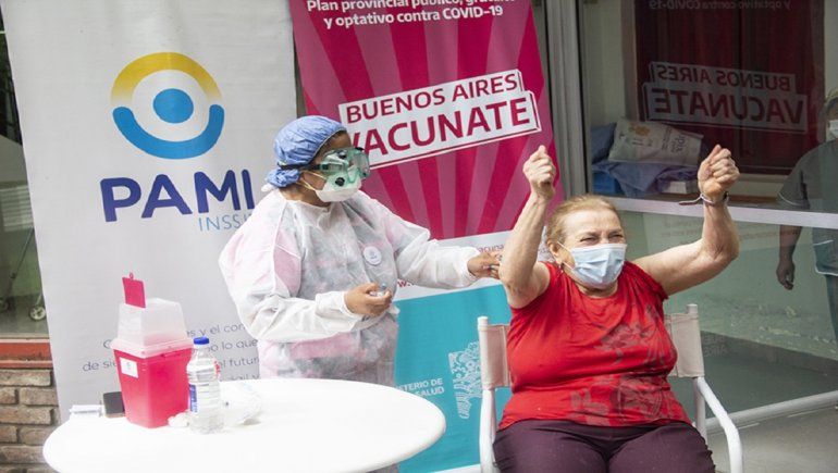 40 mil adultos mayores serán vacunados contra el coronavirus