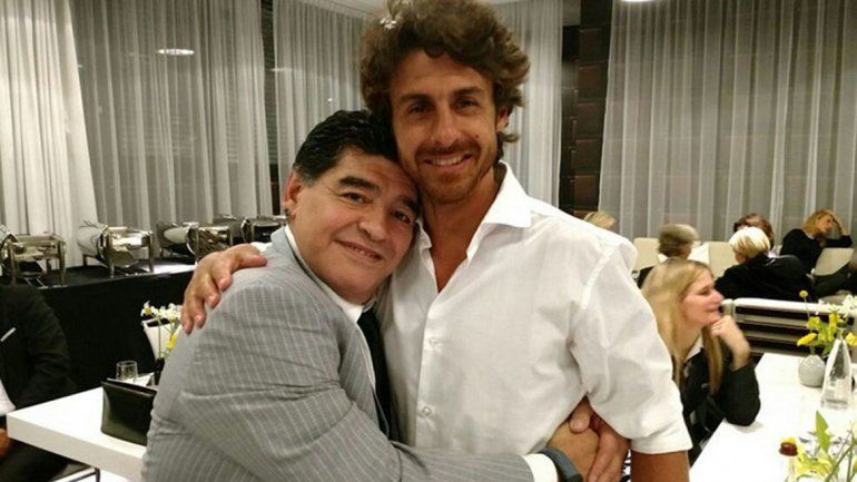 Maradona y Pablo Aimar participarán del sorteo del Mundial sub-20 de Corea