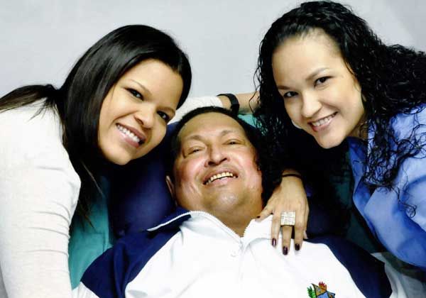 “Chávez no abandona sus competencias”