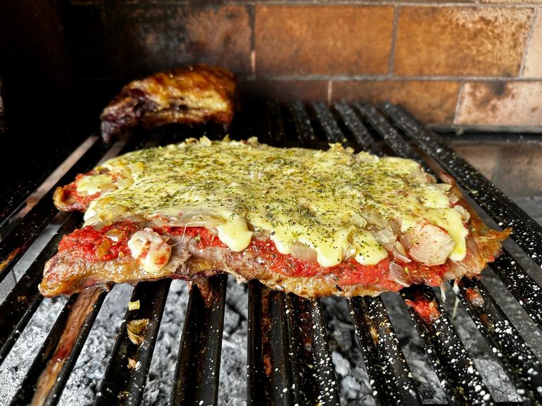 Matambre a la pizza, un clásico de nuestro país. Matambre a la pizza, un clásico de nuestro país.