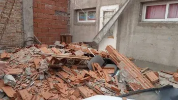Se cayeron dos paredes en Fundación Seno. Gentileza.