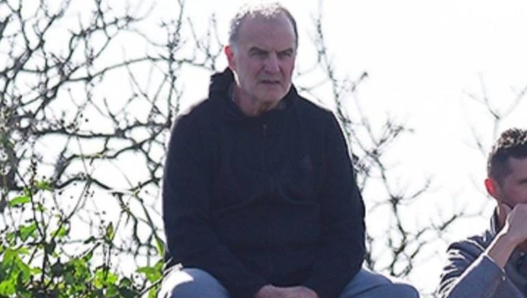 Otra locura de Marcelo Bielsa: la insólita actitud del DT en un partido por liga uruguaya que se viralizó