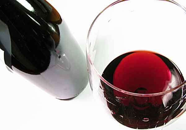9 razones para aceptar siempre una copa de vino