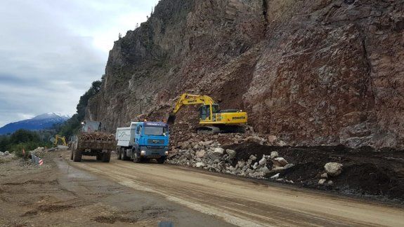 Ruta 40: hoy por la tarde rehabilitan la calzada entre Villa La Angostura y Bariloche