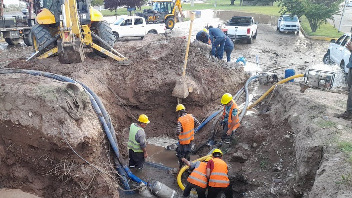 ¿Cuándo se normaliza el servicio de agua en el este de la ciudad?