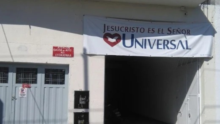 Amenazó e intentó matar a cuchillazos a un pastor