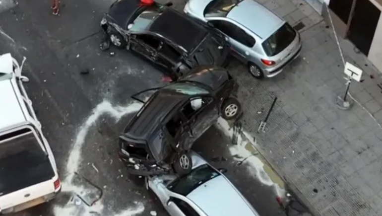 Un violento choque que involucró siete autos causó conmoción en Quilmes.