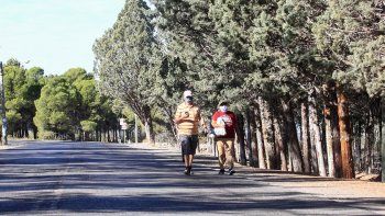 ¿hoy puedo salir a caminar, en bicicleta o hacer deportes? ¿hoy puedo salir a caminar, en bicicleta o hacer deportes?