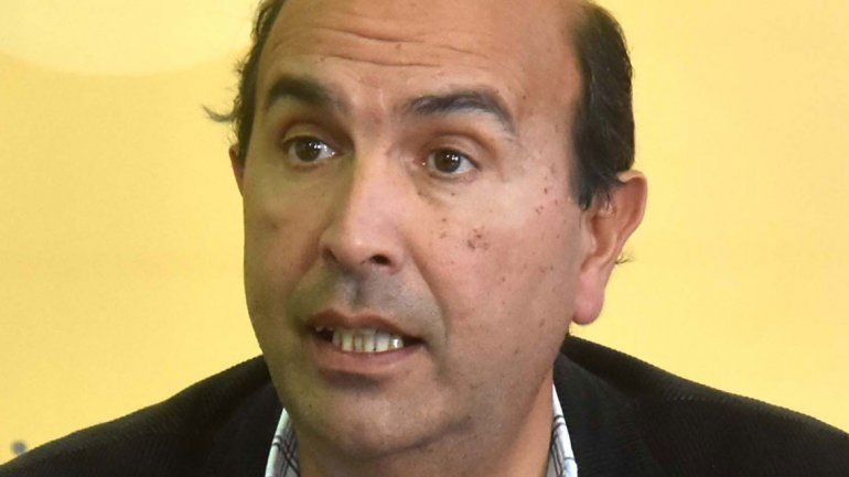 Quiroga tiene que definir sobre nombres en danza