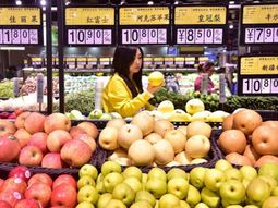 China produce anualmente un promedio de  300 millones de toneladas de fruta.